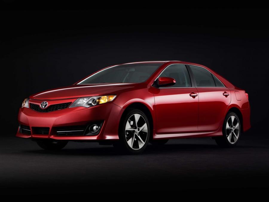  Toyota Camry SE 2012 года  (фото 43 из 48)